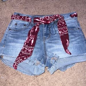 NWOT jean shorts with belt
